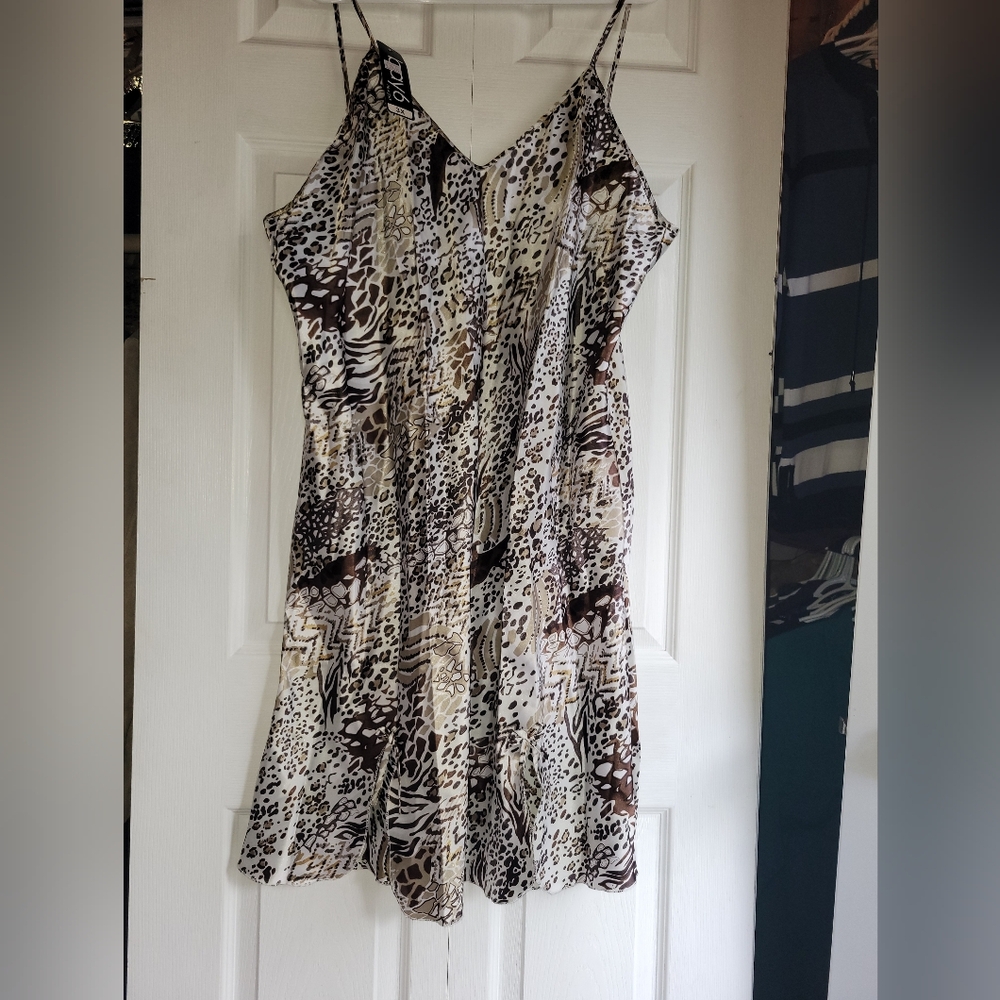Stylish Animal Print Night Dress Size 3X